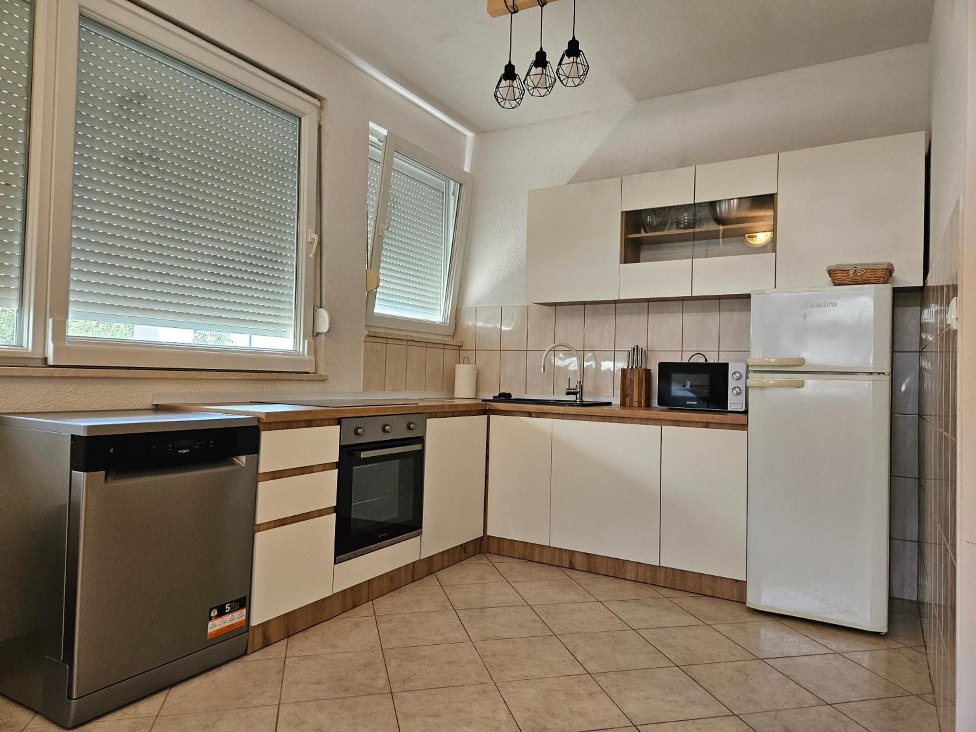 Apartmani Ljuba Rogoznica  Zewnętrze zdjęcie